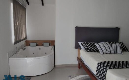 El Peñol La Cristalina Farm with 2 Homes – MLS 244242